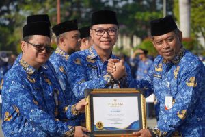 Pemkab Paser Raih Penghargaan UHC Award 2024